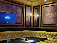 -欢乐迪KTV(南坪上海城店)