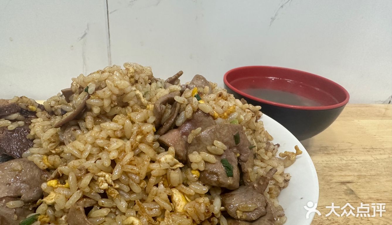 吃羊鞭，喝羊汤，啃腰子！补大发了！