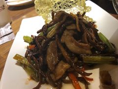 -宝燕海货工场(长江国际店)