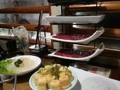 -左庭右院鲜牛肉火锅(金山万达店)
