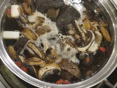 -太婆天府山珍酒楼(亚运村店)