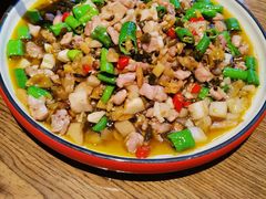 -龙少爷碳火干锅(环球中心店)