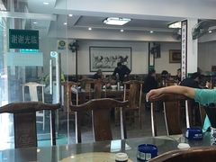 -一间楼牛羊肉泡馍馆(东一路店)