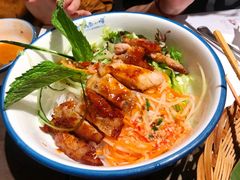 -美奈小馆·越南料理(中航城君尚购物中心店)
