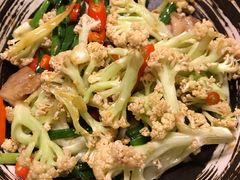 -关东小磨东北菜(上海长风大悦城店)