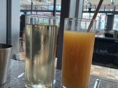 -上海世茂皇家艾美酒店