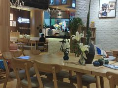 -藏猫猫咖啡主题馆(中央大道店)