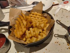 -必胜客(WOW中心城店)