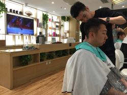 -简法造型·品牌形象店