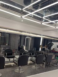-厘里·salon