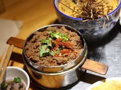 -大众跷脚牛肉馆·非遗传承单位(峨眉山店)