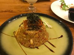 鳗鱼鸡粒蟹子炒饭-more than meow吴止猫主题餐厅(承德 中船汇店)