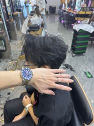 -藤野造型烫染·漂发