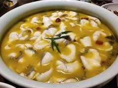 老坛酸菜黑鱼-辣得叫湘菜(观海卫店)