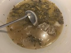 -严记小天府酸菜鱼(西四路店)