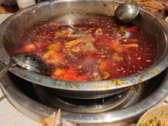 -肖肖酸萝卜鱼火锅(总店)