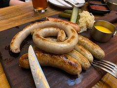 -麦落精酿啤酒餐吧(先农大院店)