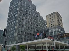 -珠海拱北口岸希尔顿欢朋酒店