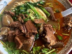 -金杨拉面王小吃面馆·牛三宝面·红烧牛肉粉