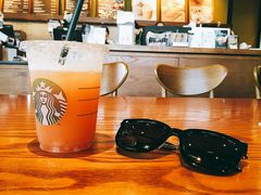 -星巴克(南翔五彩城店)