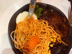 -汤姆家的牛排意面披萨(融创茂店)