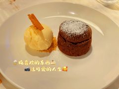 -广州塔卢特斯法国旋转餐厅