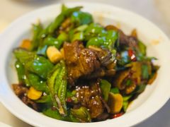 嘉丰小炒肉-嘉丰湘菜馆(芳群园店)