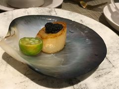 黑松露煎元贝-闻见中国海南菜(K11店)