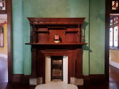 -Nathalie Djurberg与Hans Berg“牛皮纸包裹的月亮”-Prada荣宅当季展览