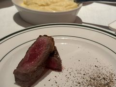 -Wolfgang’s Steakhouse 沃夫冈牛排馆(上海白玉兰广场店)