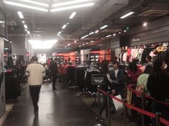 -NIKE上海青浦优选体验店
