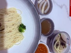 -馋三尺蟹粉小笼(人民广场店)