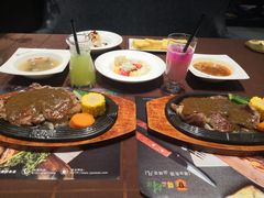 -尊品牛排(绳金塔店)