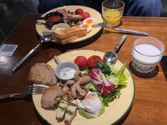 -JINNS锦时 steak&pizza(浸信会礼拜堂旧址店)
