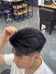 -藤野造型烫染·漂发