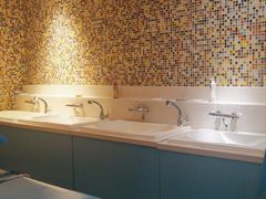 -Swim斯卫姆国际儿童游泳中心(红博中央公园店)