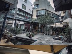 -泉乐坊步行街(烟酒特产平价超市店)