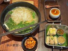 -银米·云南传统过桥米线(双廊黑金冠店)