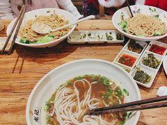 -湘人龙记老长沙米粉(鸟巢店)