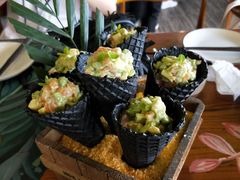 牛油果三文鱼卷-烛影拾光观景餐厅·创意菜·摄影·小提琴(大唐不夜城店)