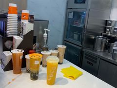 -CoCo都可(湖滨银泰店B区店)