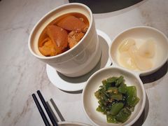 杏仁炖雪梨-柴门头啖汤·经典川菜·慢火汤品(锦城万达店)