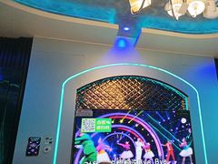 -路边边.炒菜烧烤.音乐餐厅(良乡长虹店)