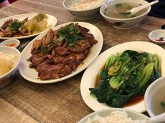 例汤-猪脚洪隆江猪脚饭