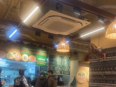 -云阿蛮云南生烫牛肉米线(奉贤路店)