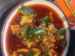 -川流不息·地道川菜·小龙虾(松东路店)