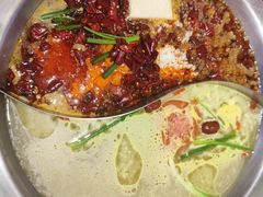 -沸炉重庆老火锅(军事博物馆店)