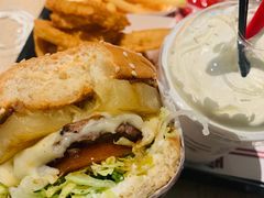 -The Habit Burger Grill 哈比特汉堡(复兴soho店)