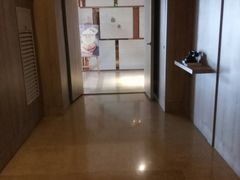 -西安大雁塔科技大学地铁站亚朵酒店