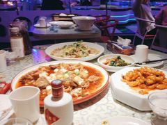 -巴特餐饮6加1音乐餐吧·新疆菜